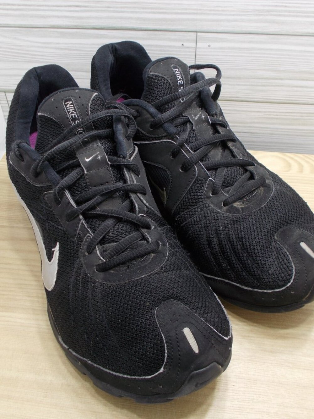 Nike Shox Women's Running Shoes Size 10